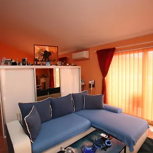  Apartman Vali